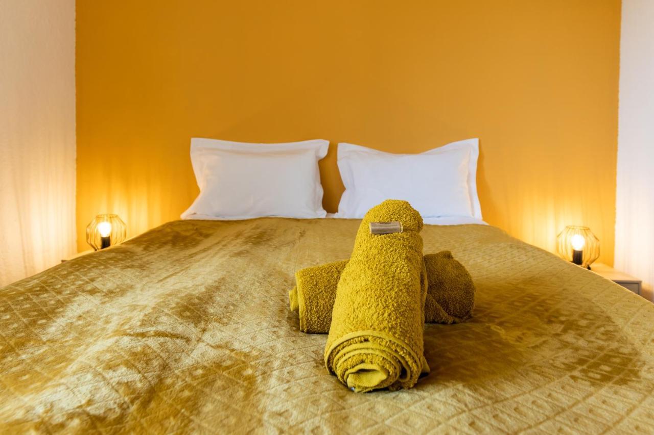 Bed and Breakfast Domaine Du Coq En Pat Augerolles Exteriér fotografie
