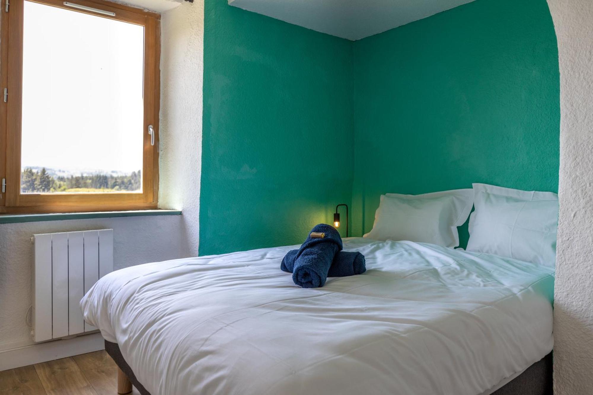 Bed and Breakfast Domaine Du Coq En Pat Augerolles Exteriér fotografie